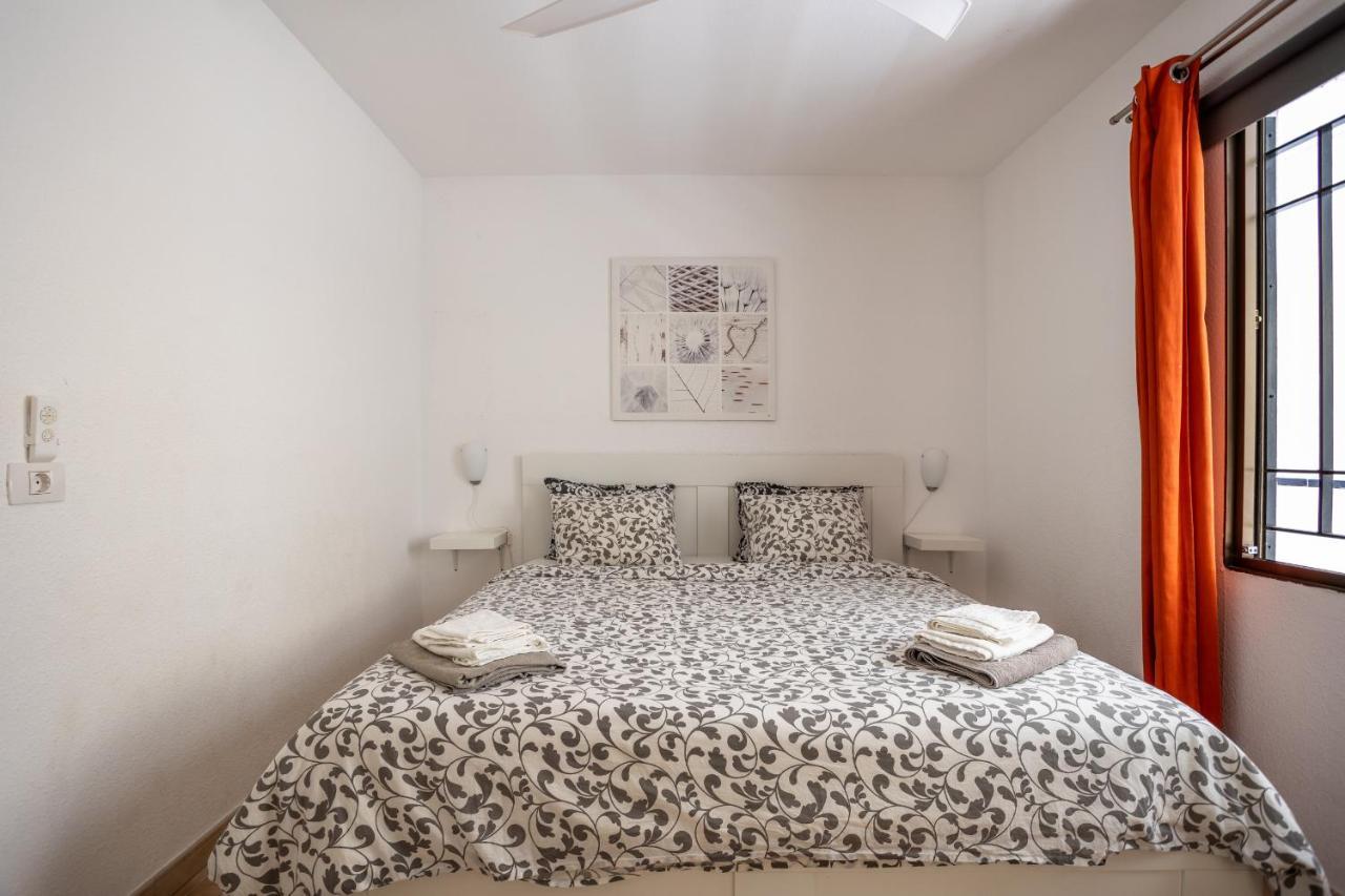 Castle Harbour Phoebe'S Flat Los Cristianos By Lovetenerife Ngoại thất bức ảnh