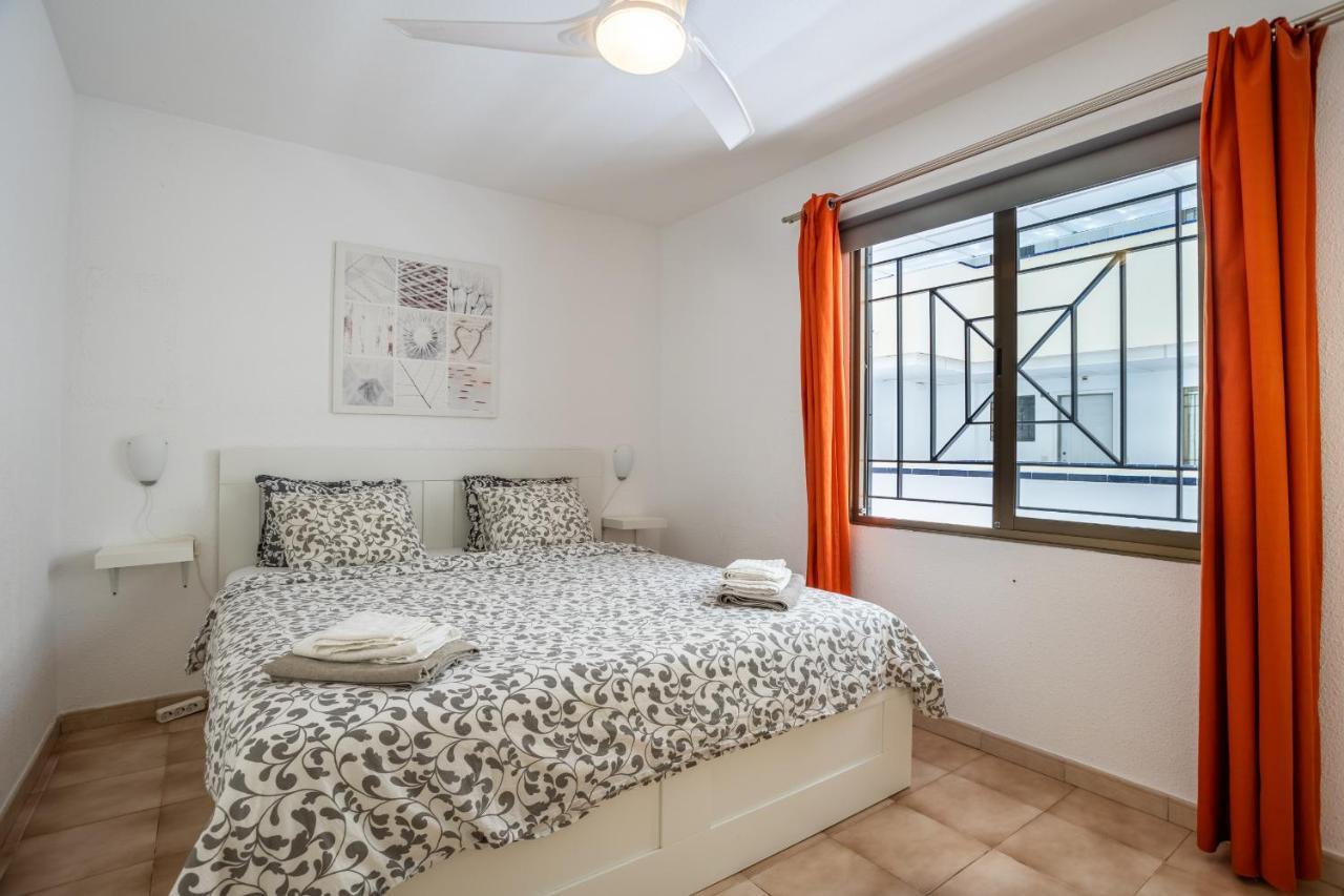Castle Harbour Phoebe'S Flat Los Cristianos By Lovetenerife Ngoại thất bức ảnh